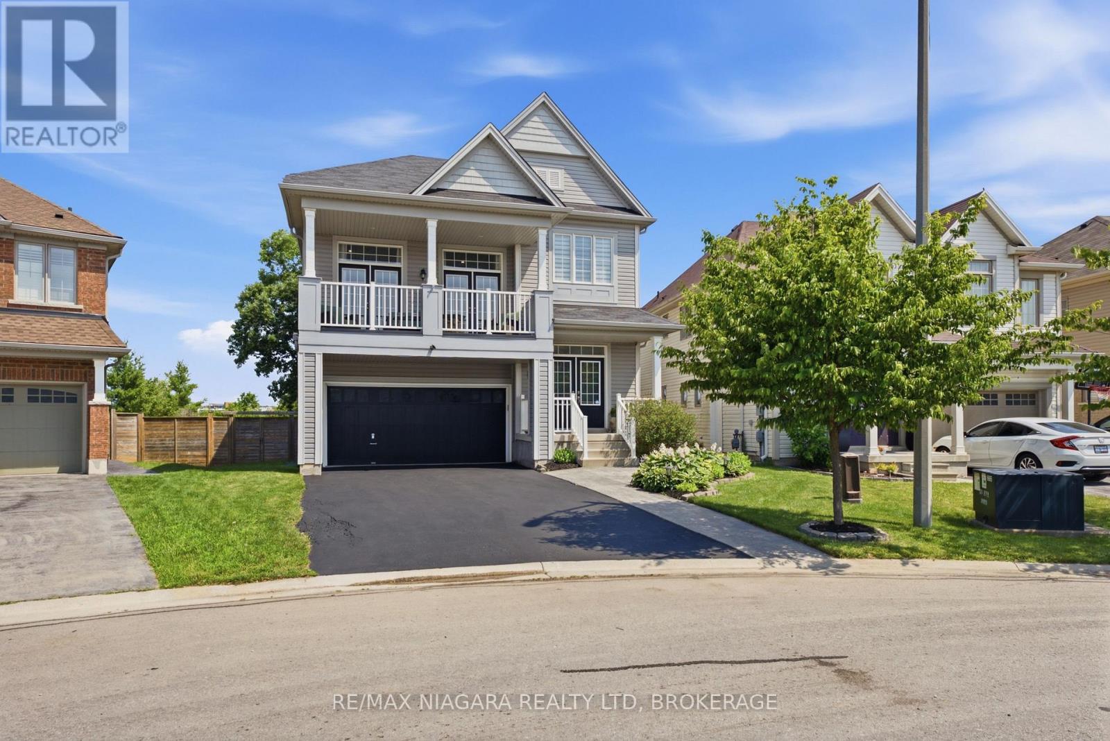 8571 DOGWOOD CRESCENT - 1