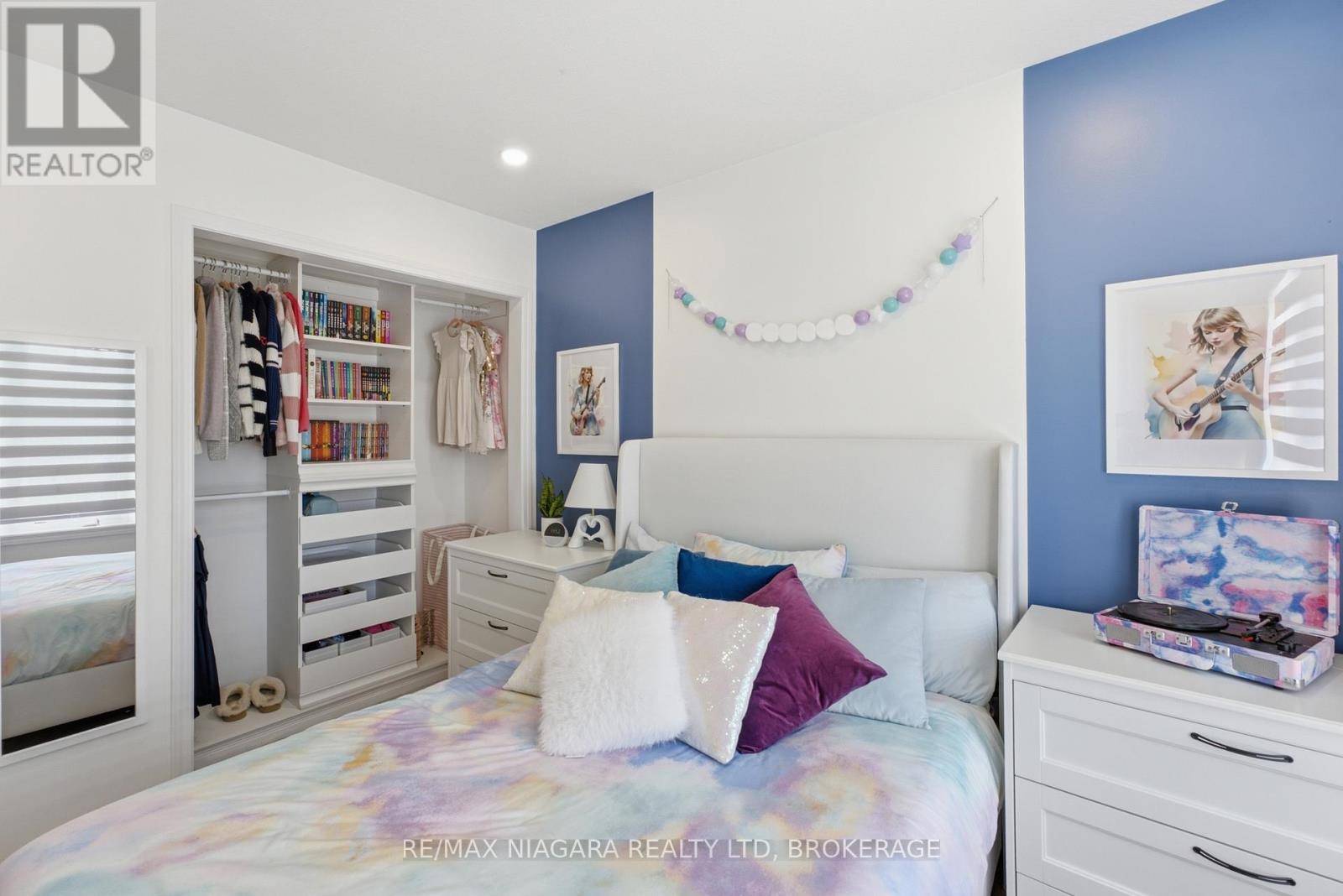 8571 DOGWOOD CRESCENT - 20