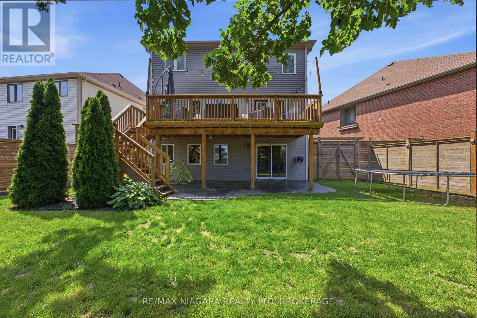 8571 DOGWOOD CRESCENT - 37