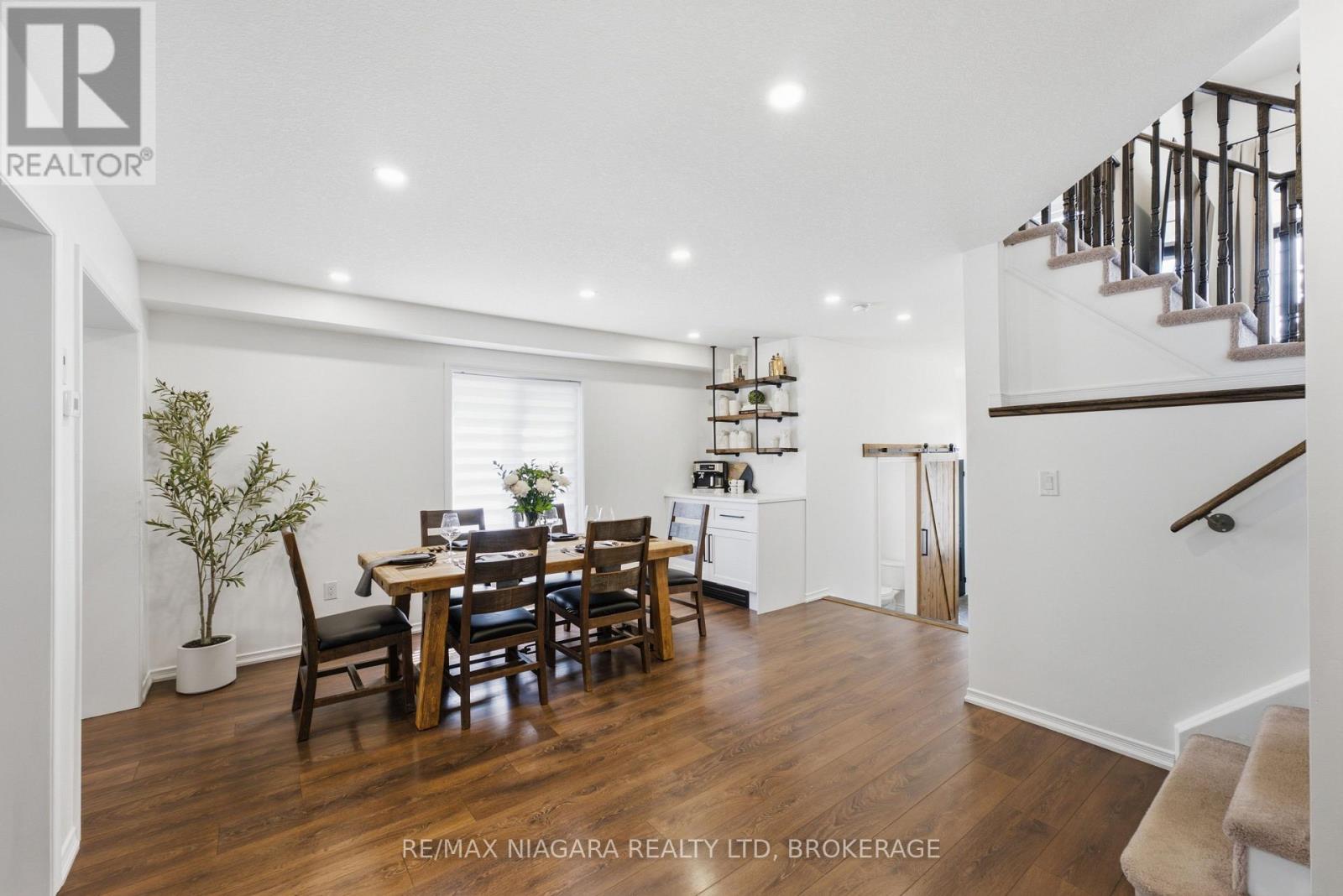 8571 DOGWOOD CRESCENT - 6