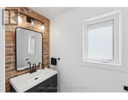 Bedroom 3 - 8571 Dogwood Crescent, Niagara Falls, ON L2H0K7 Photo 7