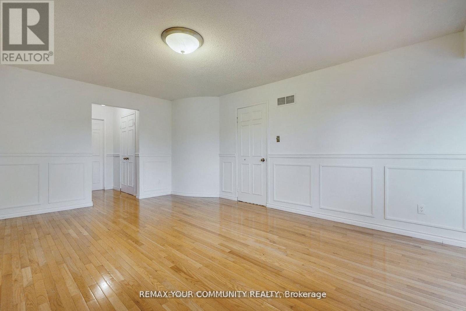 52 MCCALLUM DRIVE - 15