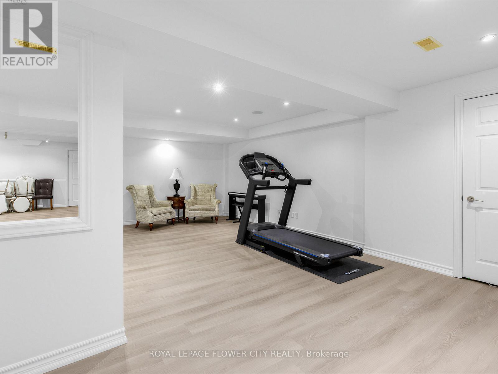 9 ARDEN VALLEY STREET - 32