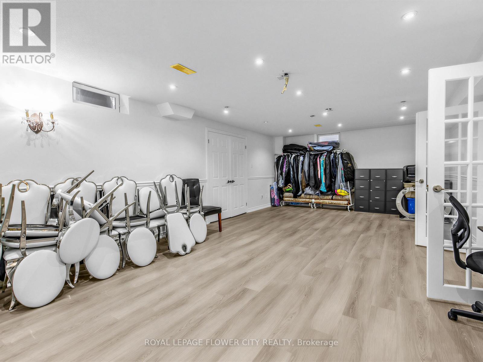9 ARDEN VALLEY STREET - 34