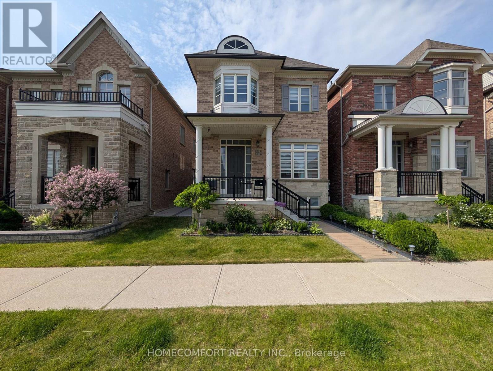 230 PARADELLE DRIVE - 1