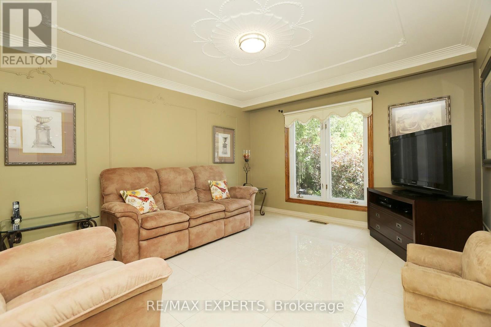 57 FRANCIS STREET - Image 12
