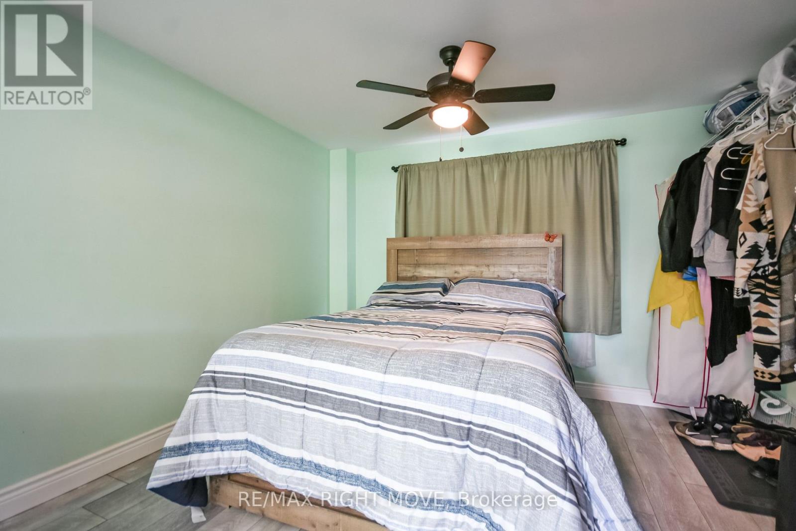 18 BUSHEY AVENUE - 14