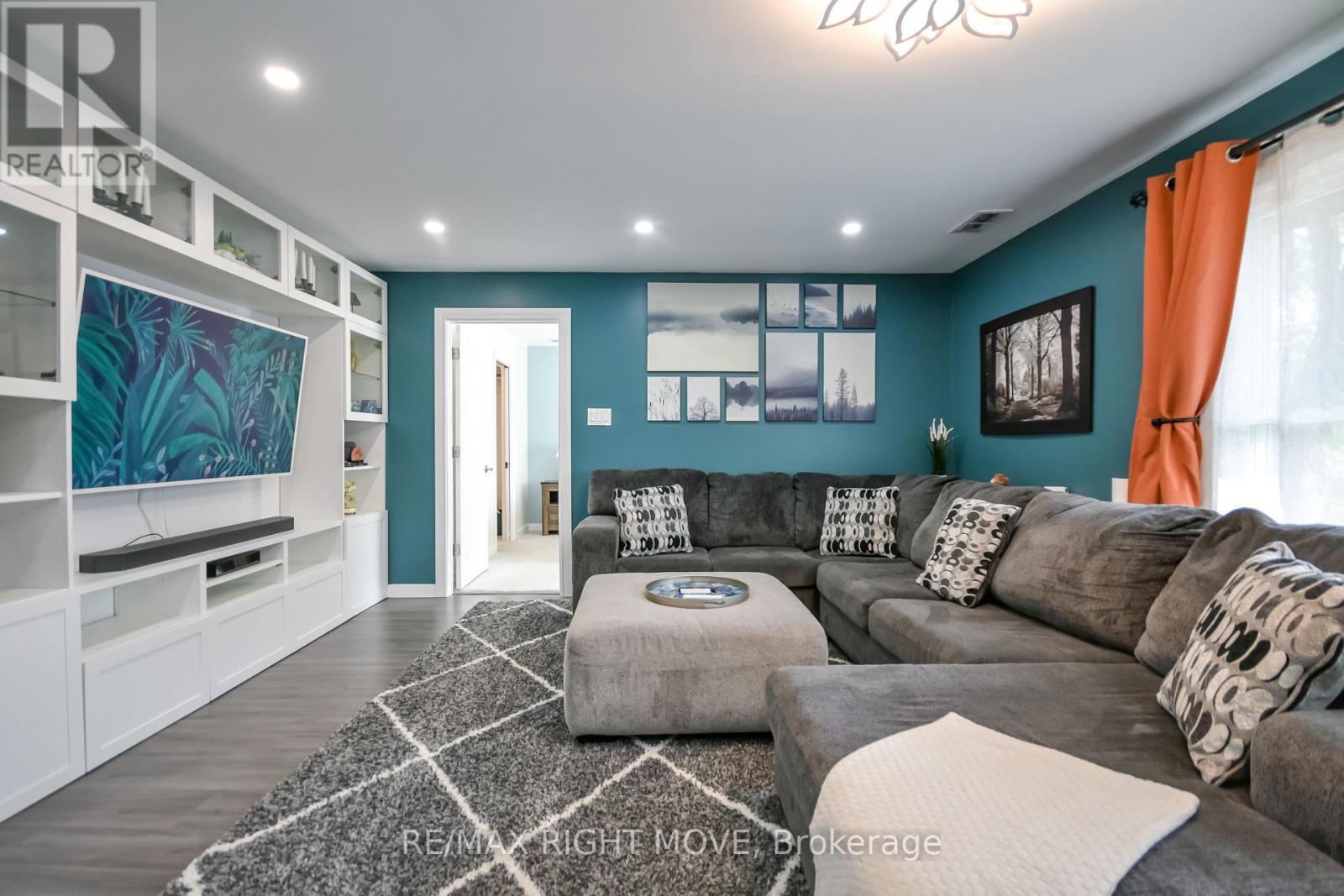 18 BUSHEY AVENUE - 18