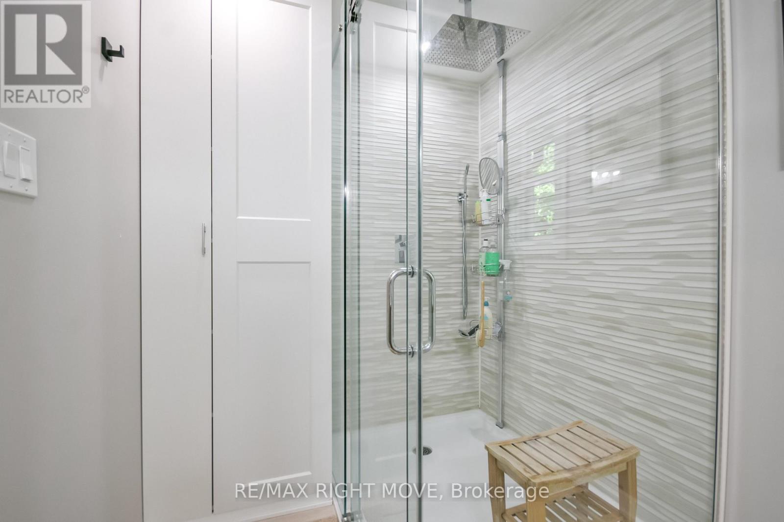 18 BUSHEY AVENUE - 26
