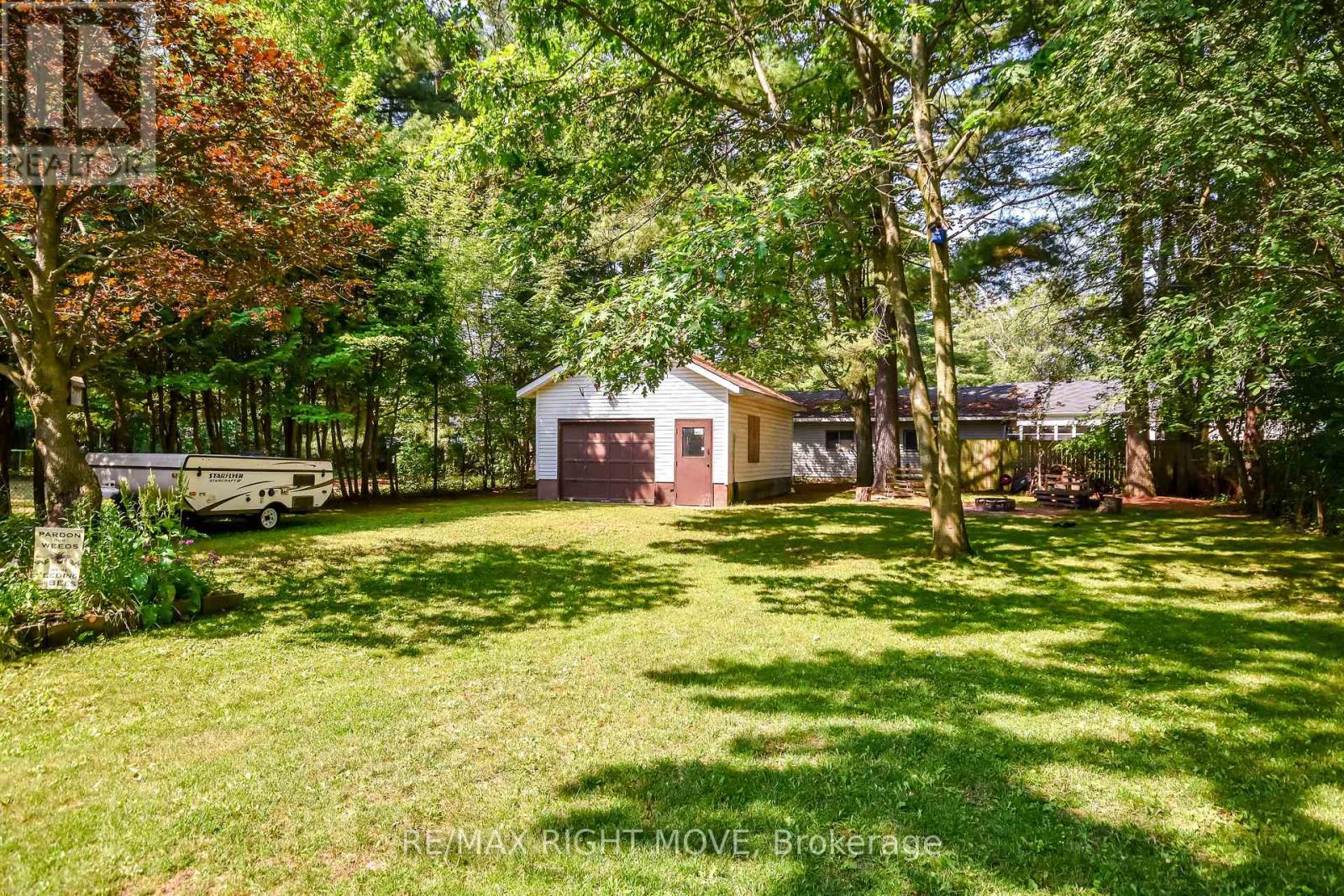 18 BUSHEY AVENUE - 37
