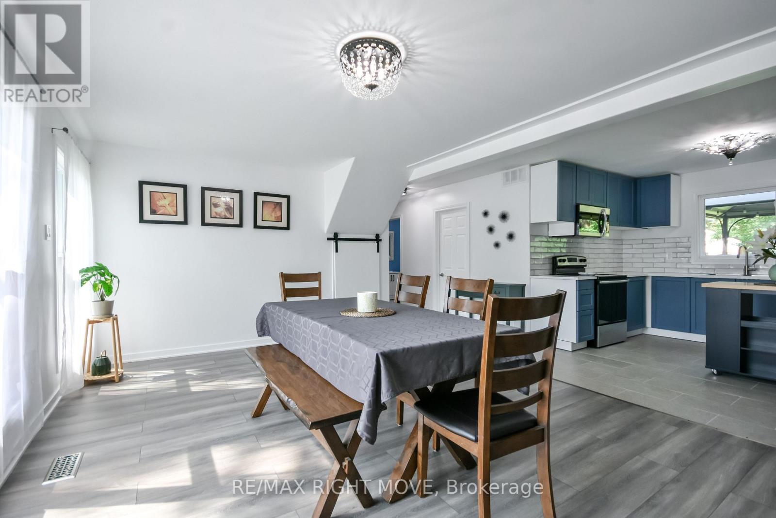 18 BUSHEY AVENUE - 4