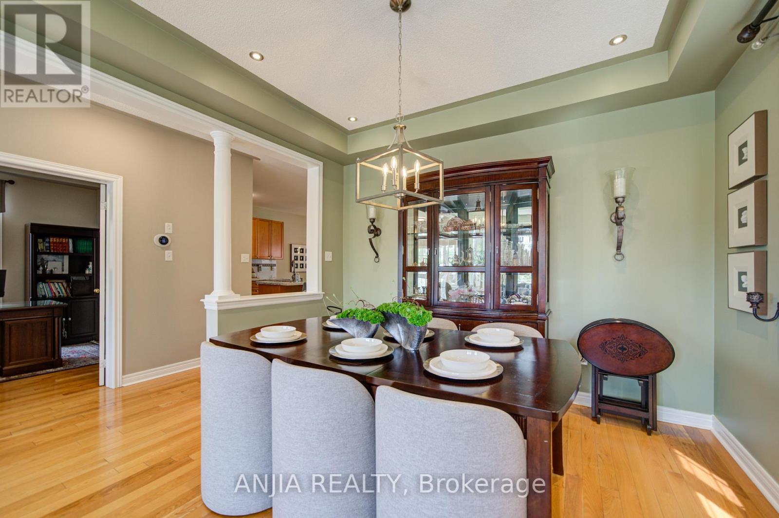43 MANLEY AVENUE - 10