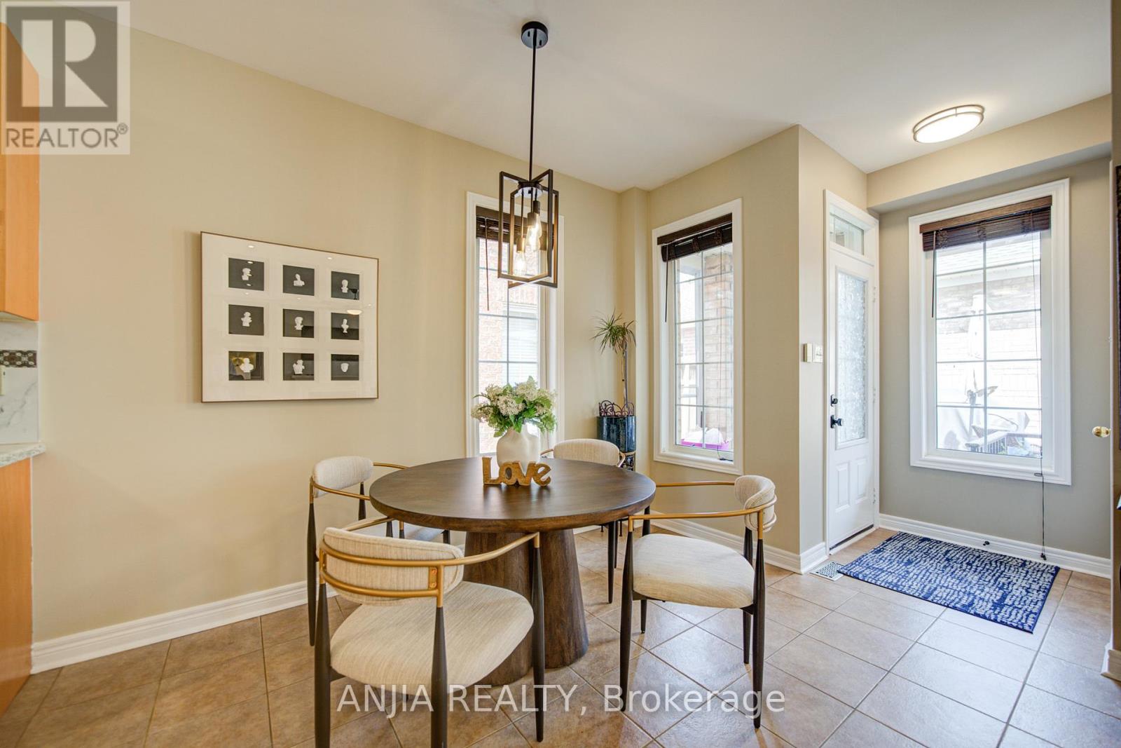 43 MANLEY AVENUE - 19
