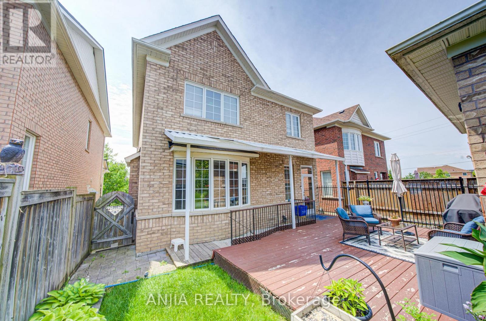 43 MANLEY AVENUE - 48