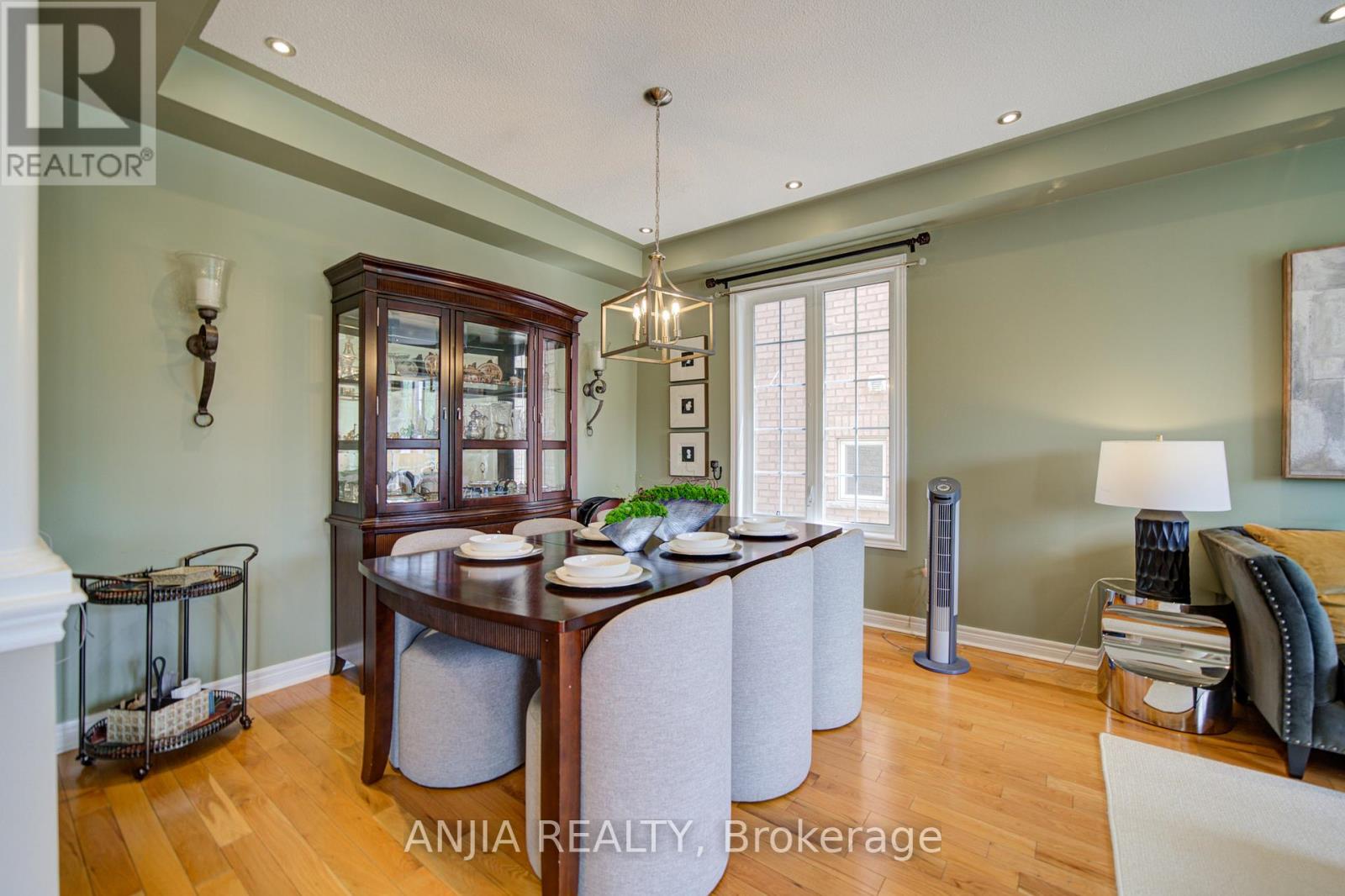 43 MANLEY AVENUE - 9