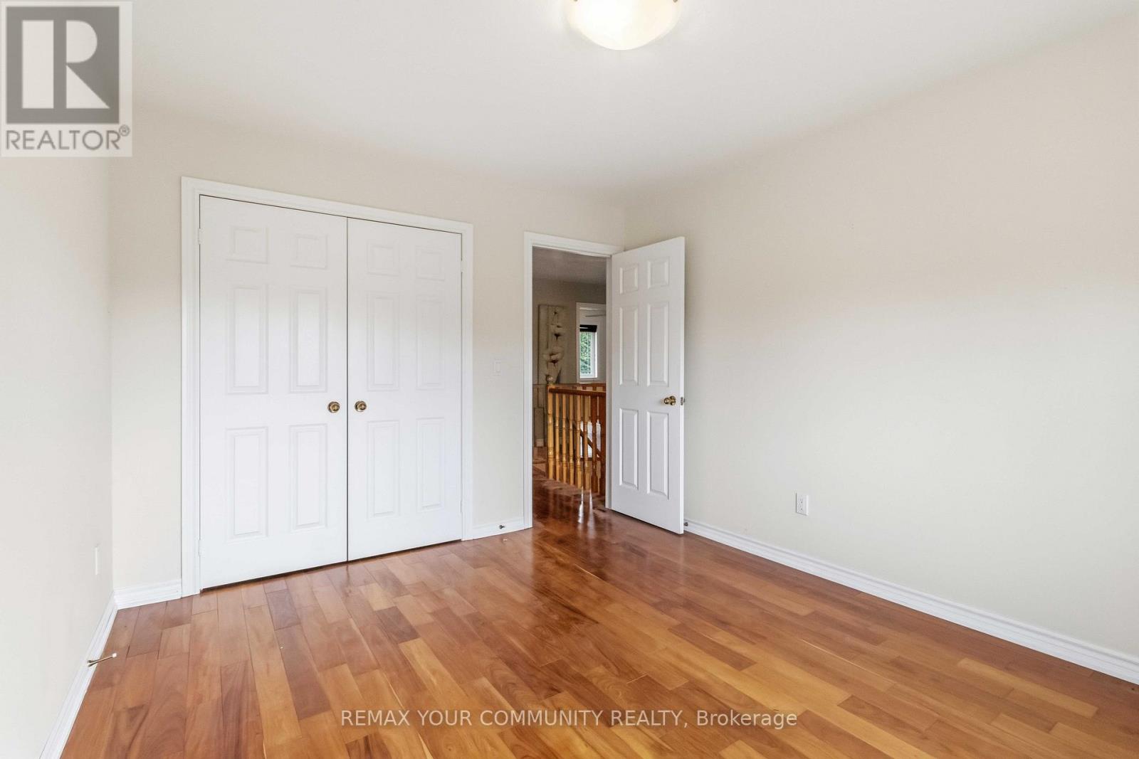40 HUNTERWOOD CHASE - 16