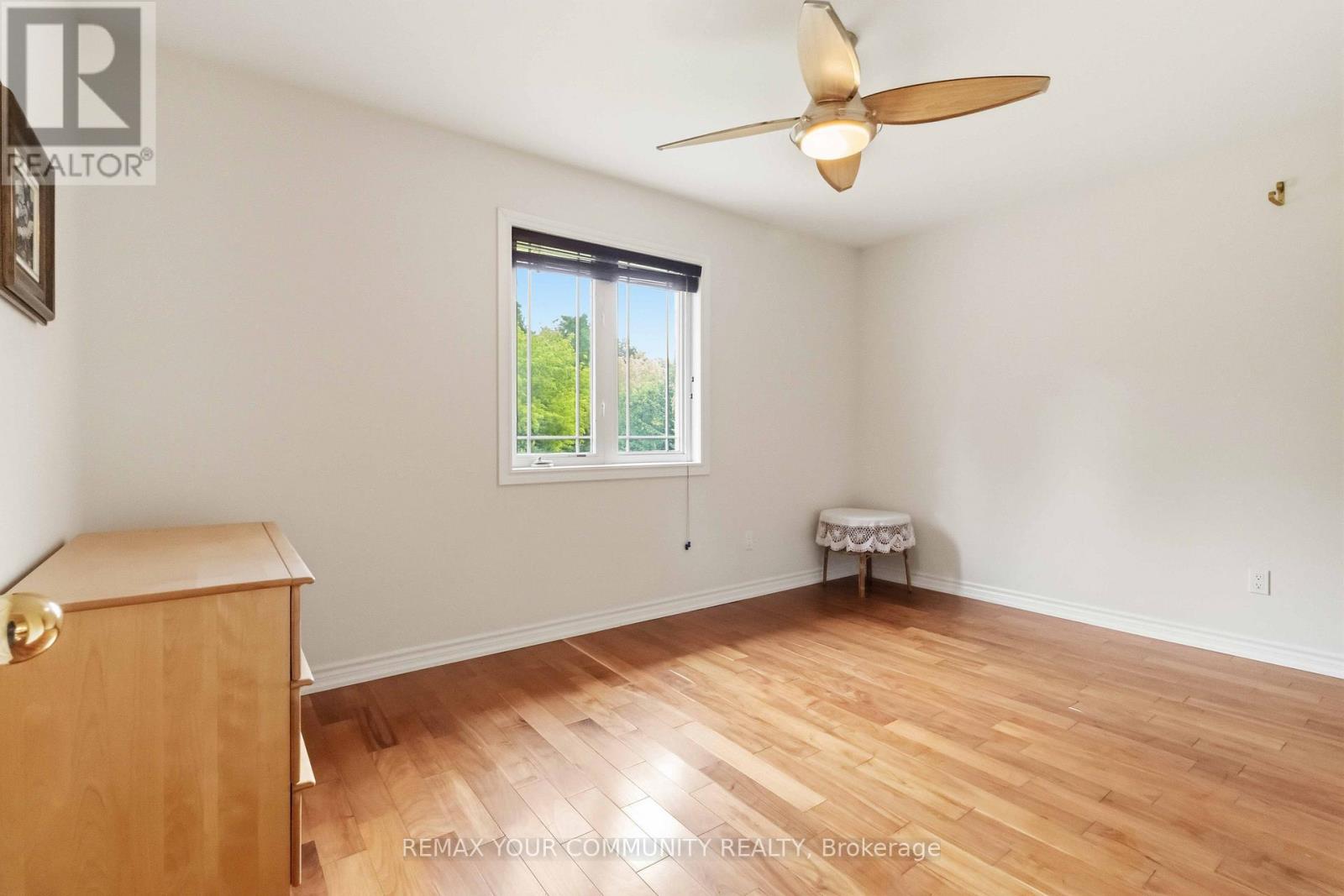 40 HUNTERWOOD CHASE - 20