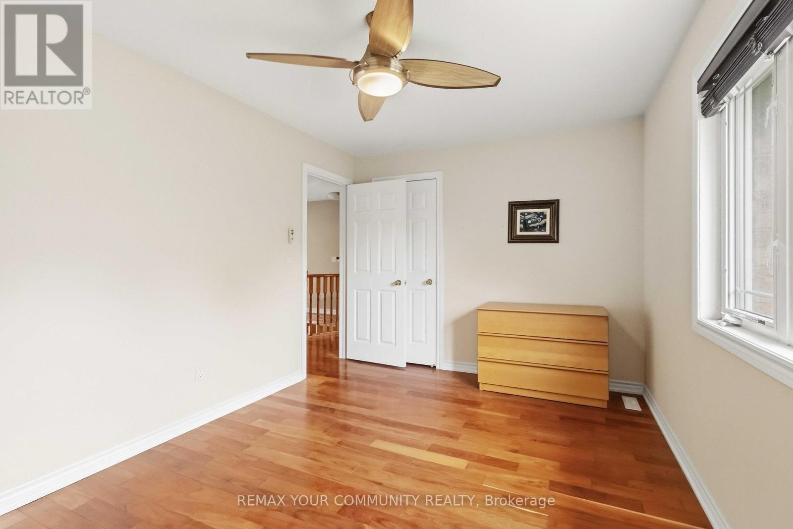 40 HUNTERWOOD CHASE - 21