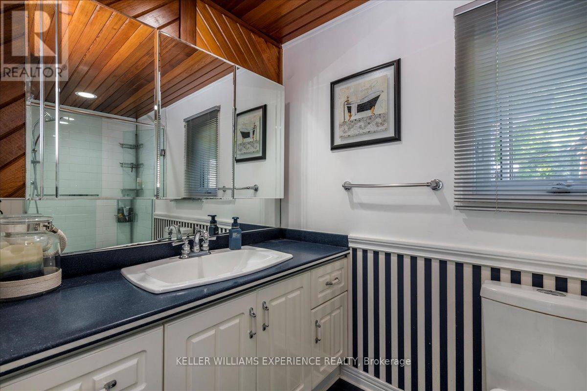 1512 CHAMPLAIN ROAD - 20