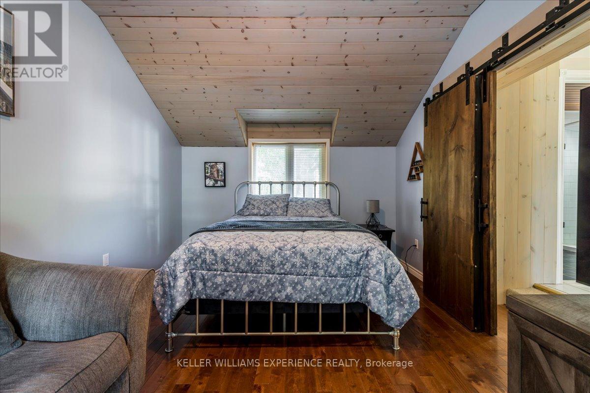 1512 CHAMPLAIN ROAD - 26