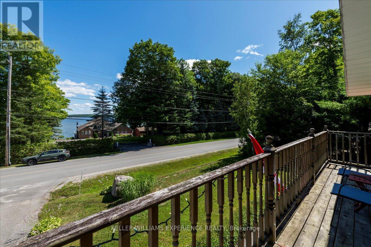 1512 CHAMPLAIN ROAD - 30