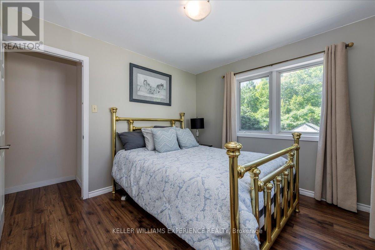 1512 CHAMPLAIN ROAD - 35