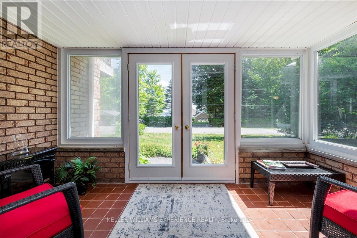 1512 CHAMPLAIN ROAD - 4