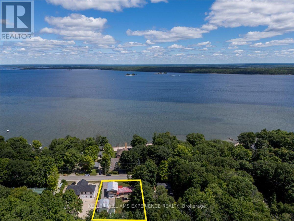 1512 CHAMPLAIN ROAD - 49