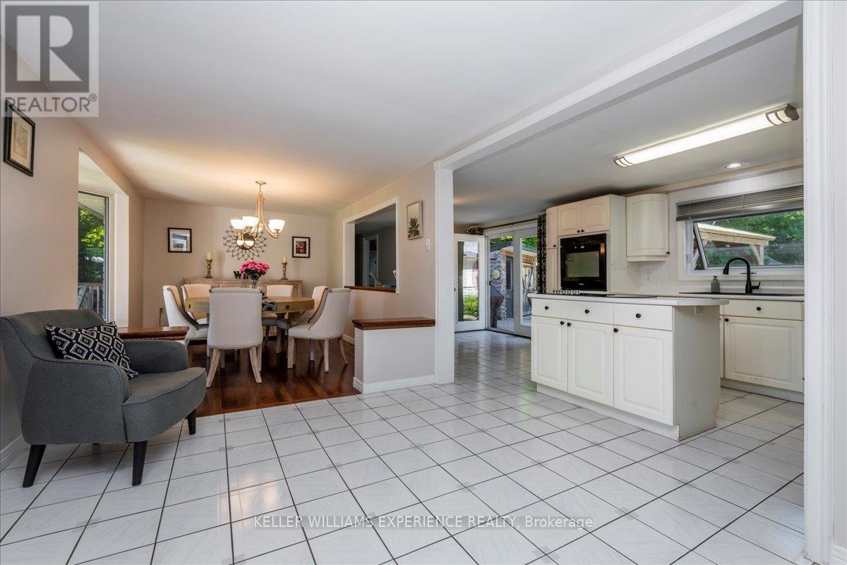 1512 CHAMPLAIN ROAD - 7