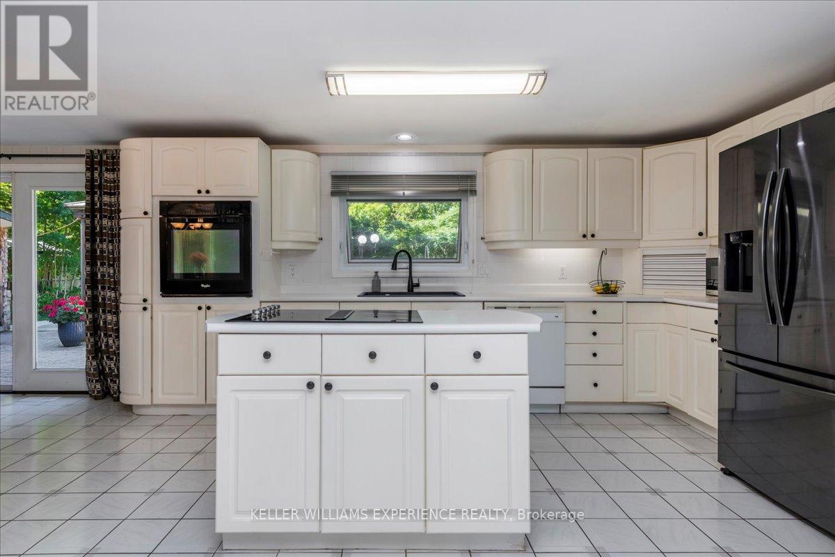 1512 CHAMPLAIN ROAD - 8