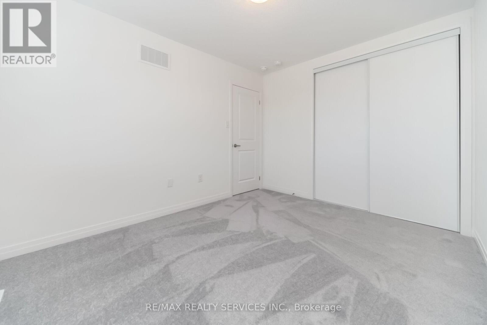 69 KIRKWOOD WAY - 33