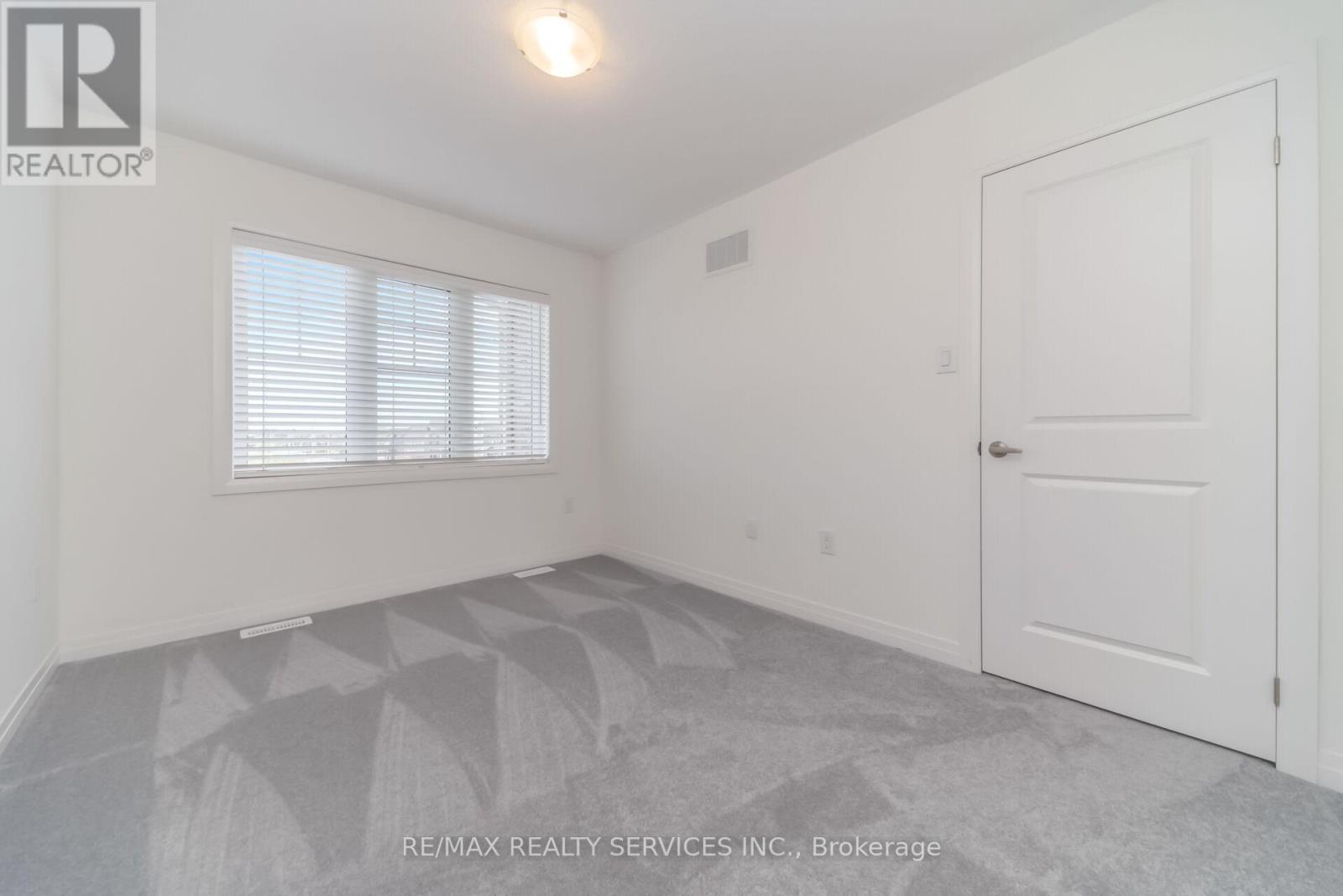 69 KIRKWOOD WAY - 30