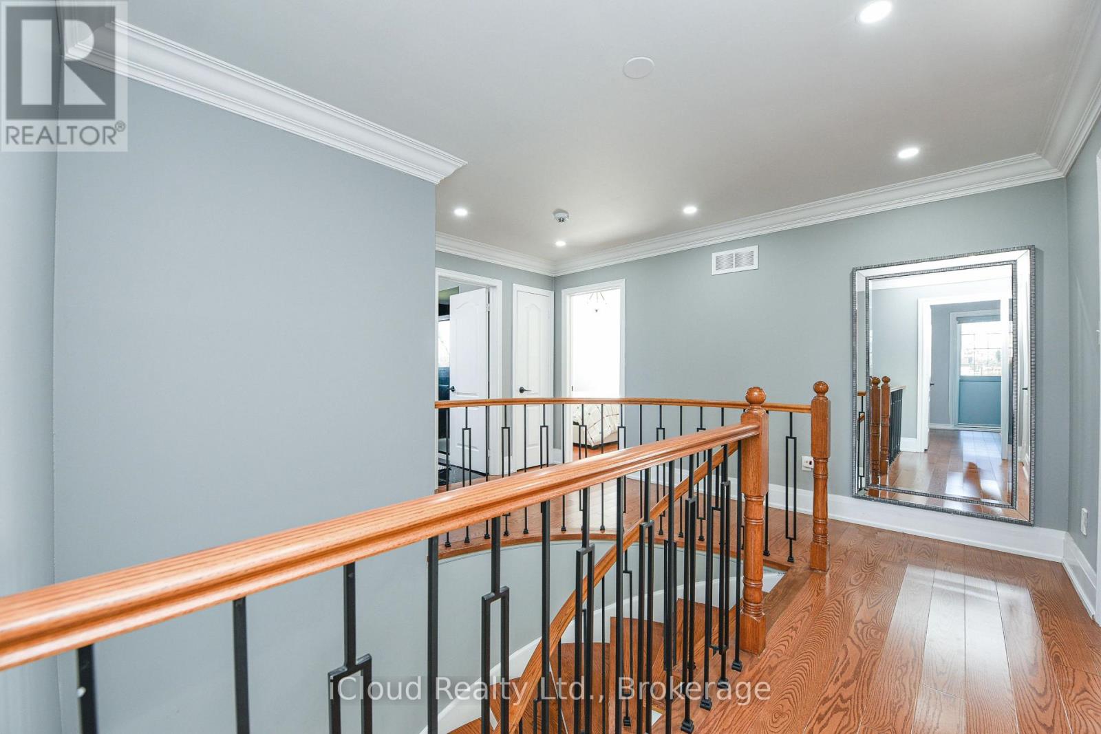 25 GILES ROAD - 23