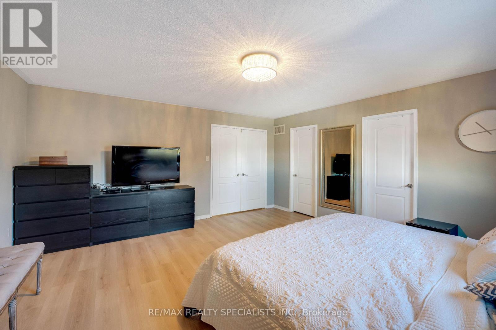 7 BANINGTON CRESCENT - Image 19