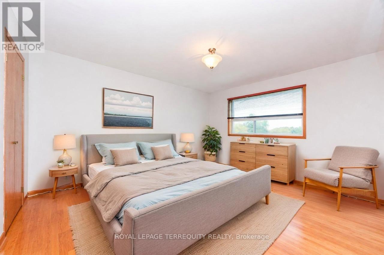94 MELBERT ROAD - 33