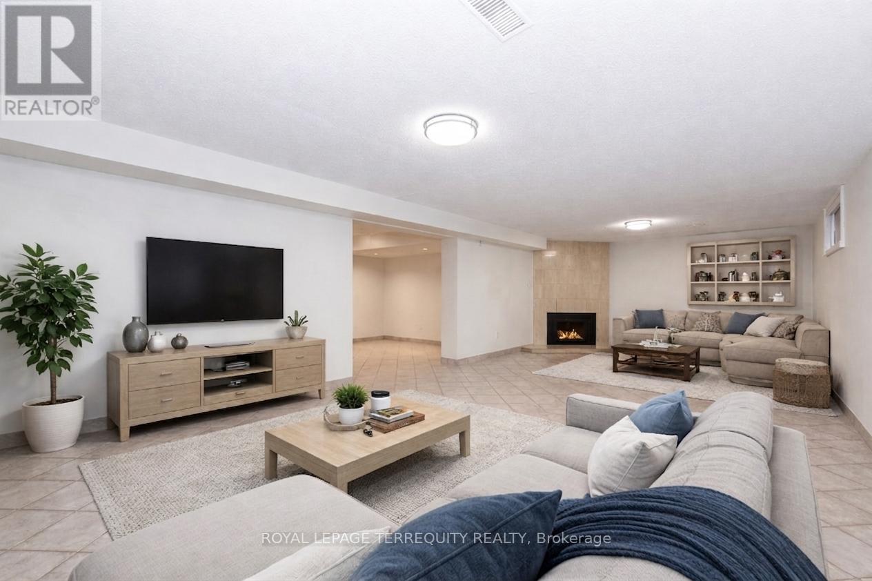 94 MELBERT ROAD - 43