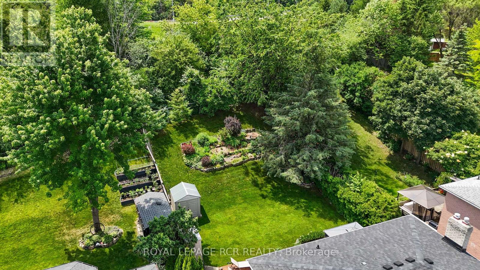 9 DOEPATH WAY - 36