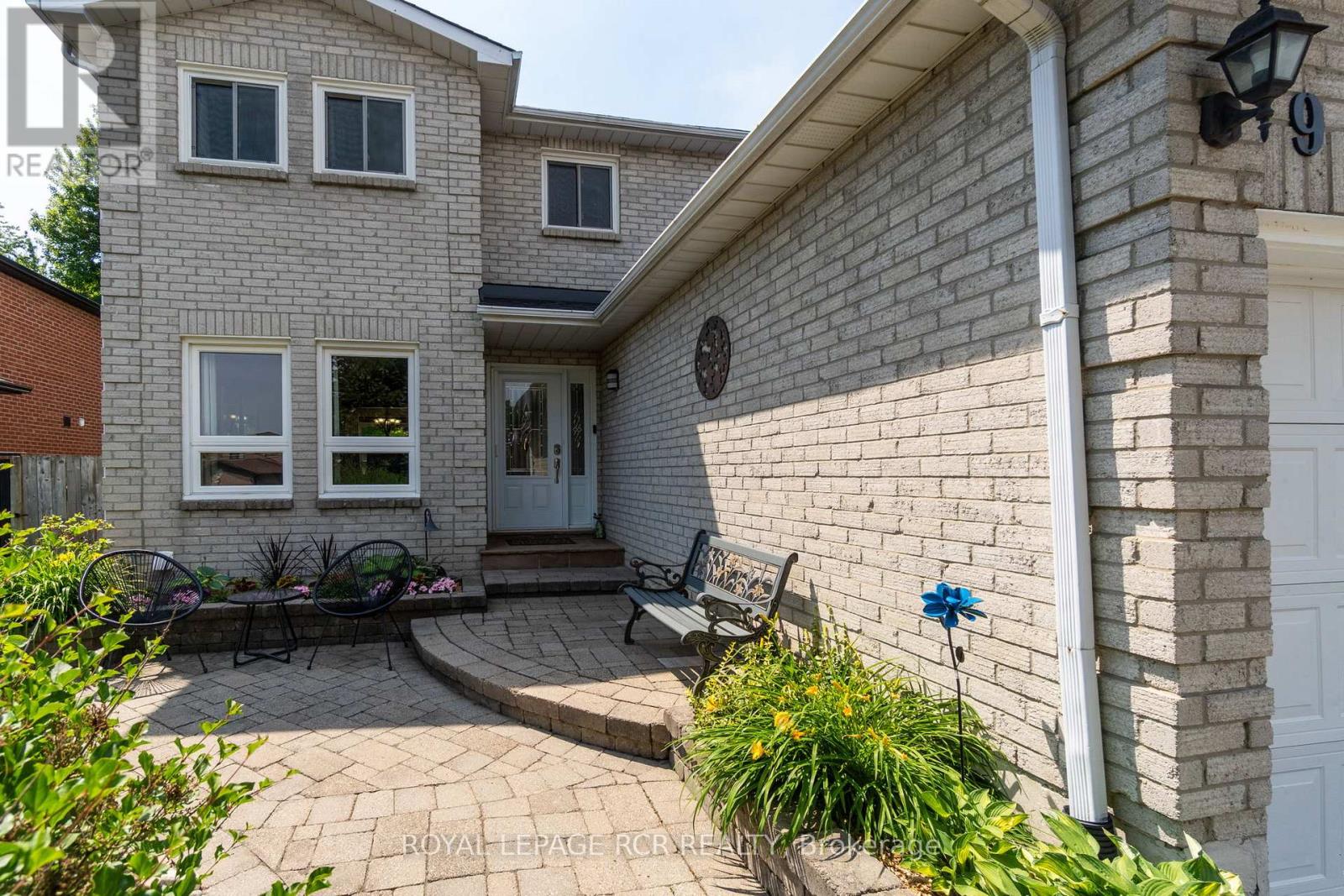 9 DOEPATH WAY - 4