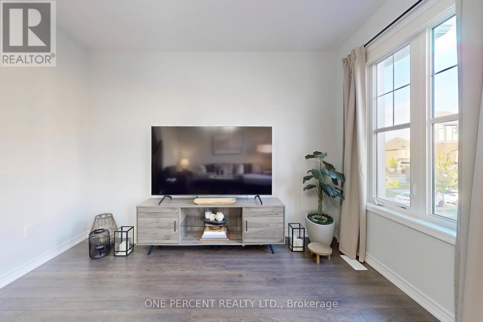 501 BUCKEYE COURT - 10
