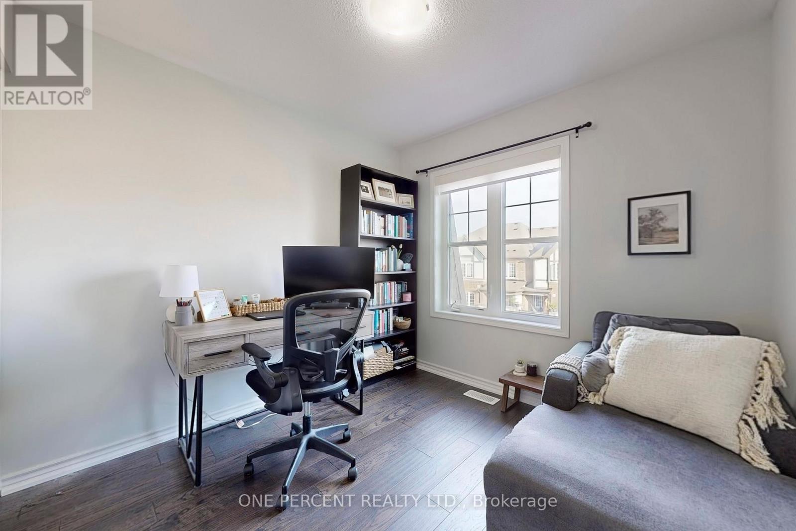 501 BUCKEYE COURT - 36