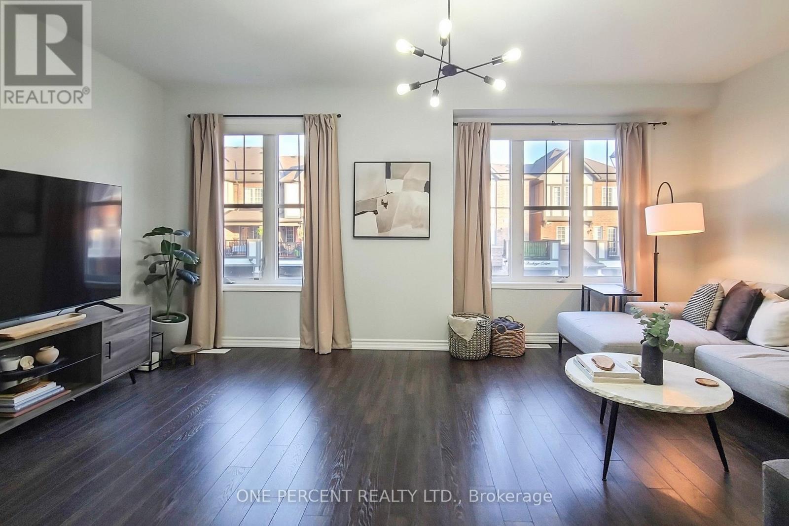 501 BUCKEYE COURT - 4