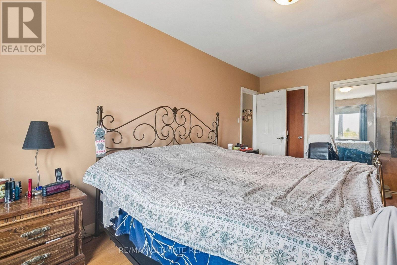 75 GILTSPUR DRIVE - 11