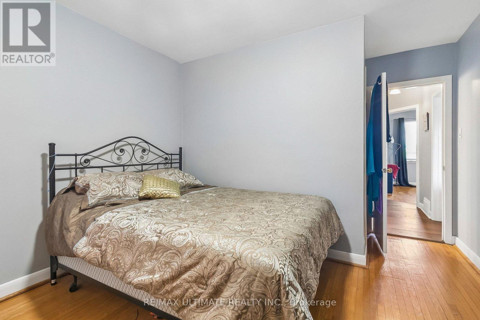 75 GILTSPUR DRIVE - 13