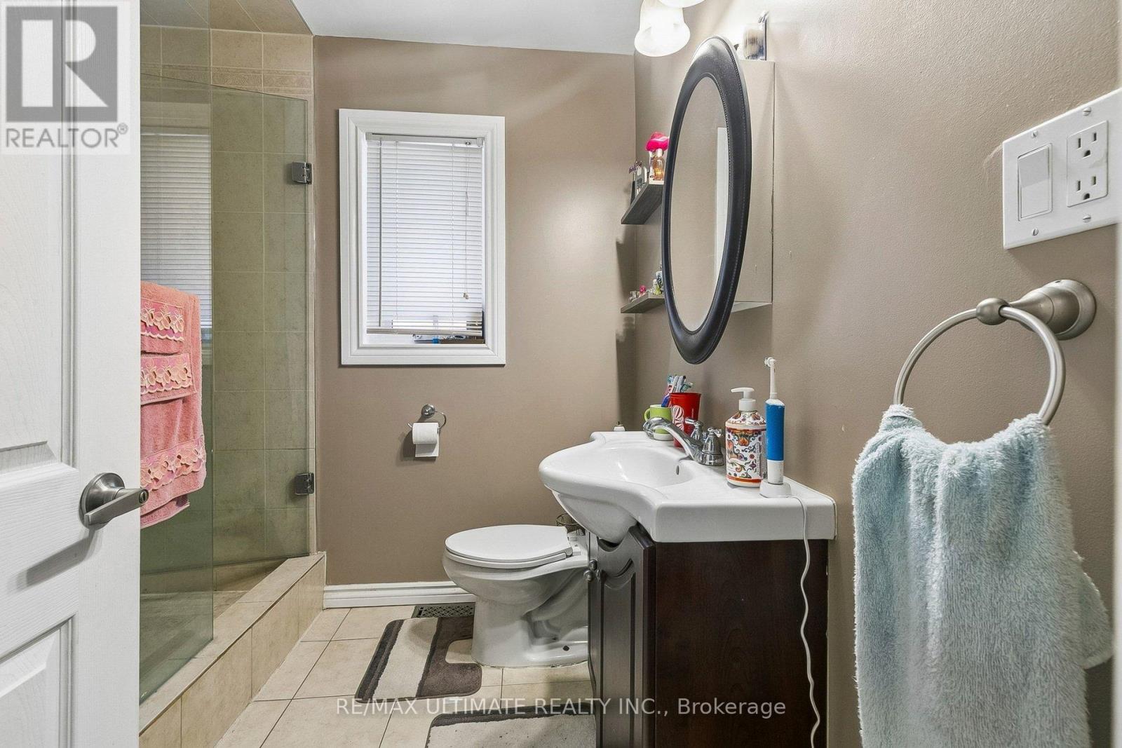 75 GILTSPUR DRIVE - 16
