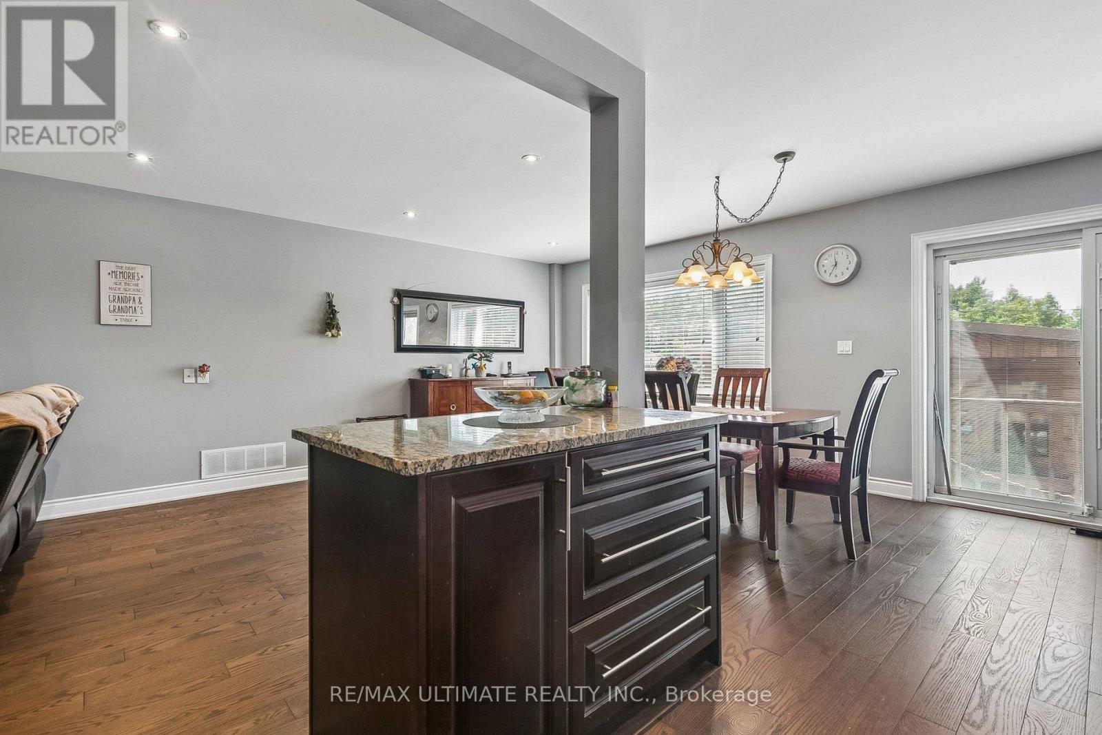 75 GILTSPUR DRIVE - 8