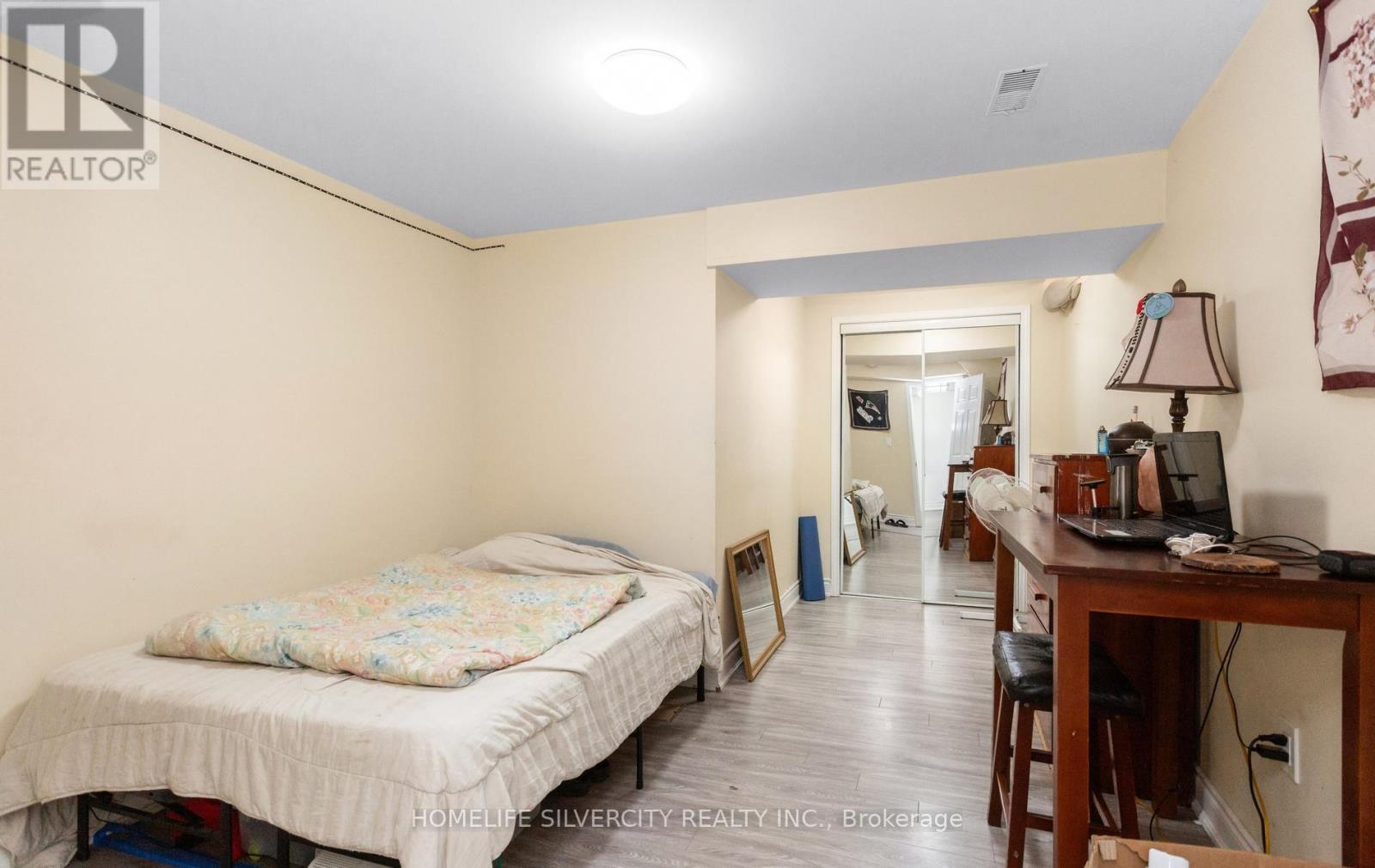 303 HICKORY CIRCLE - 42