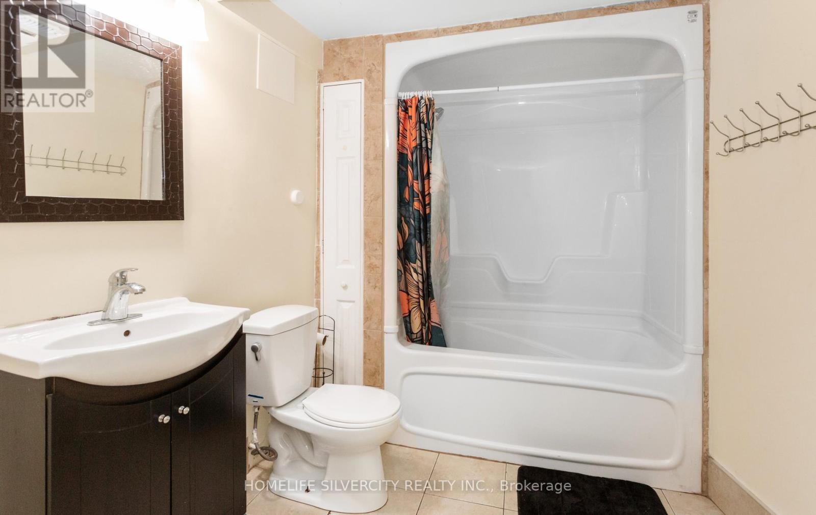 303 HICKORY CIRCLE - 43
