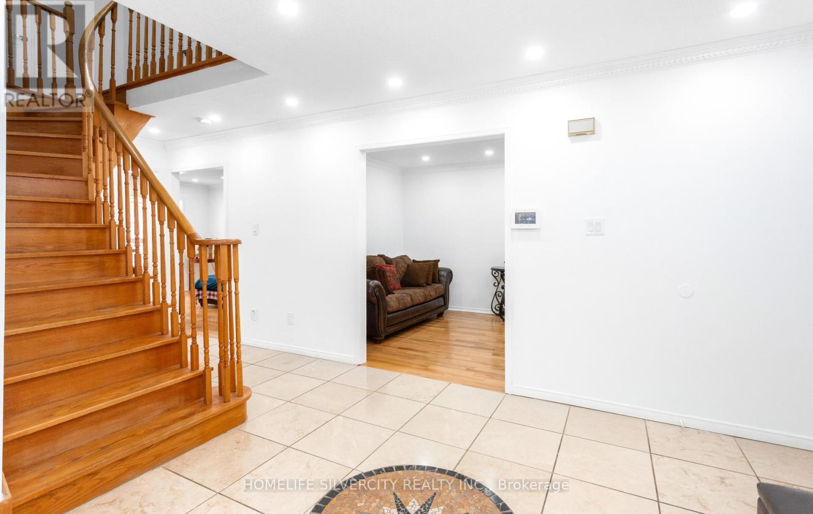 303 HICKORY CIRCLE - 8