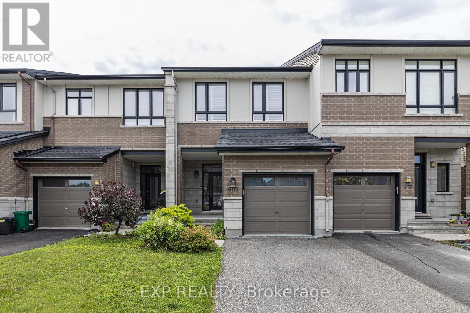 605 TENNANT WAY, Ottawa. Luxury613. By Peter Sagos - Image 1