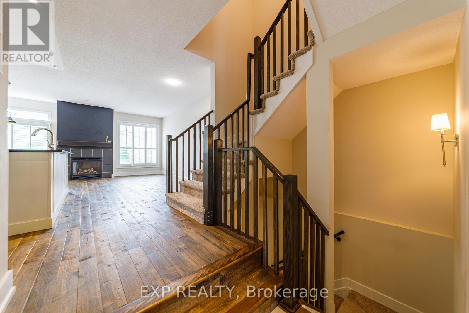 605 TENNANT WAY, Ottawa. Luxury613. By Peter Sagos - Image 5